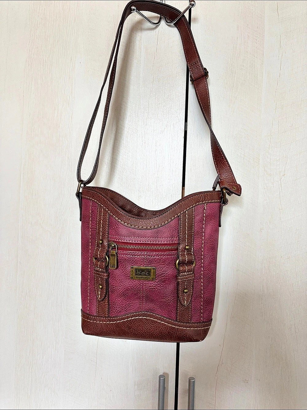 b.o.c Crossbody Bag in Pink & Brown